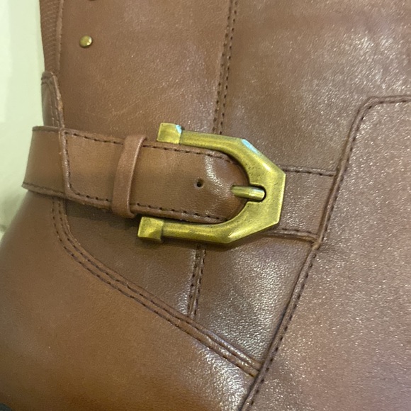 Tall tan leather boots, NEW, side, zipper.  Gibson Latimer size 8 - Picture 4 of 8